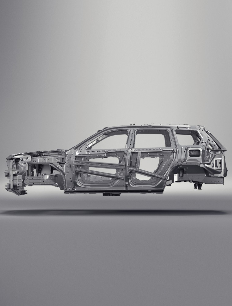 车身架构
满足最新强度级别的第三代车用钢，为全新大切诺基4xe提供更坚固的创新车身架构，全方位提高强度与耐用性。